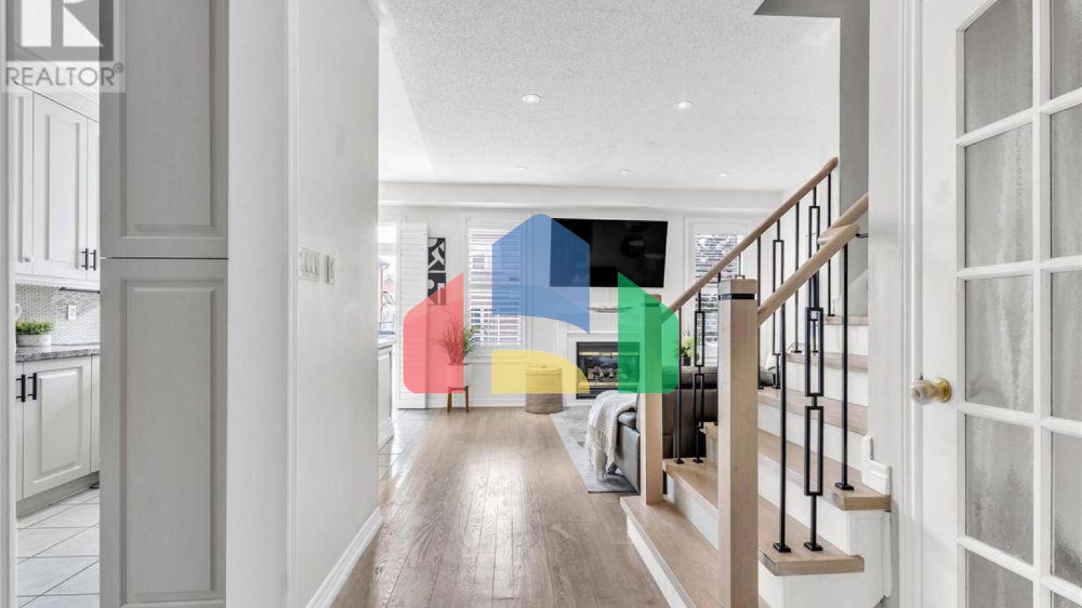 Residential - Single Family Home - Richmond Hill, Canada - Canada