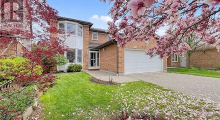 Residential - Single Family Home - Richmond Hill, Canada - Canada