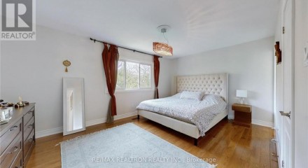 Residential - Single Family Home - Richmond Hill, Canada - Canada