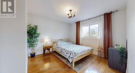 Residential - Single Family Home - Richmond Hill, Canada - Canada