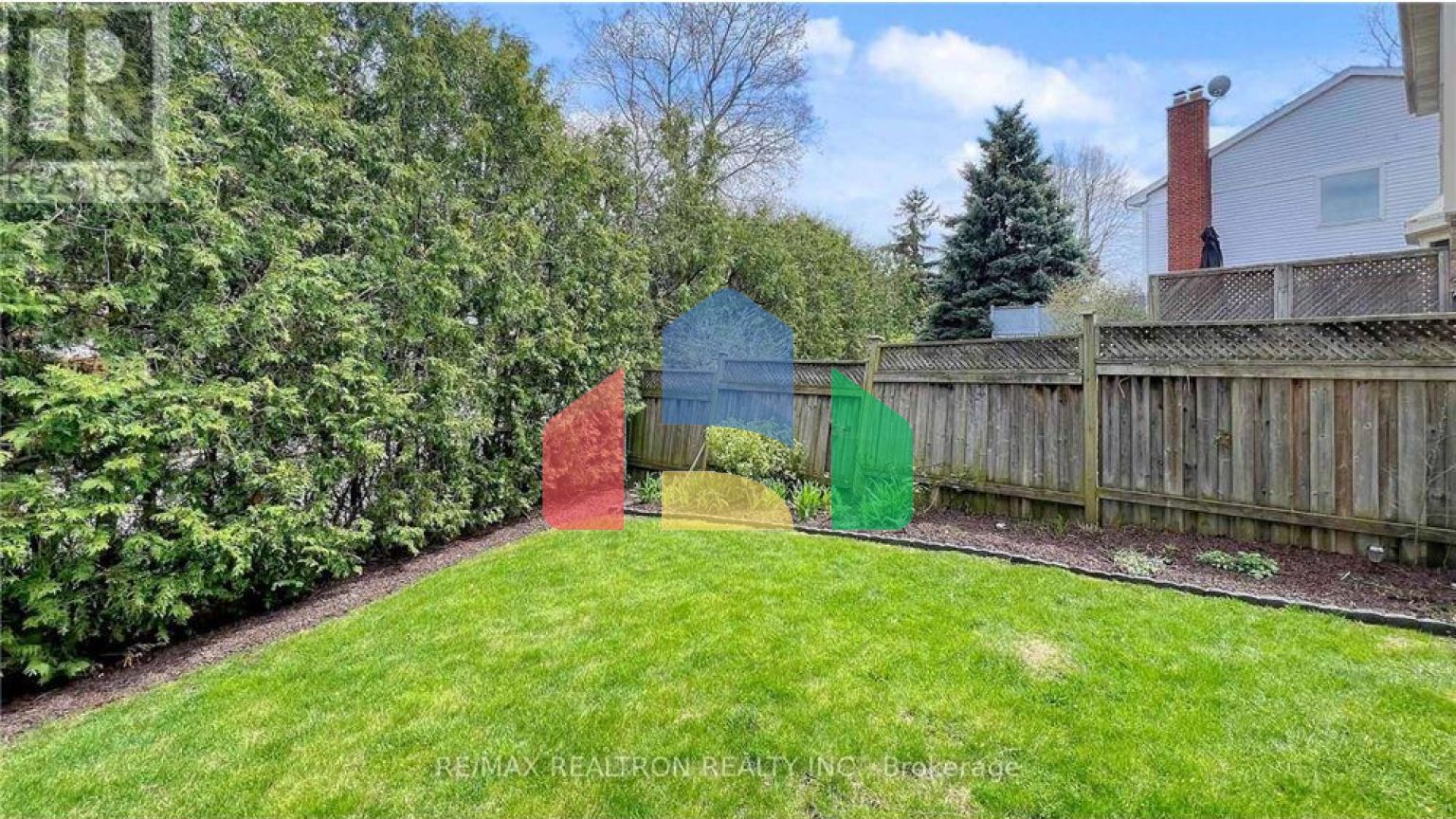 Residential - Single Family Home - Richmond Hill, Canada - Canada