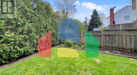 Residential - Single Family Home - Richmond Hill, Canada - Canada