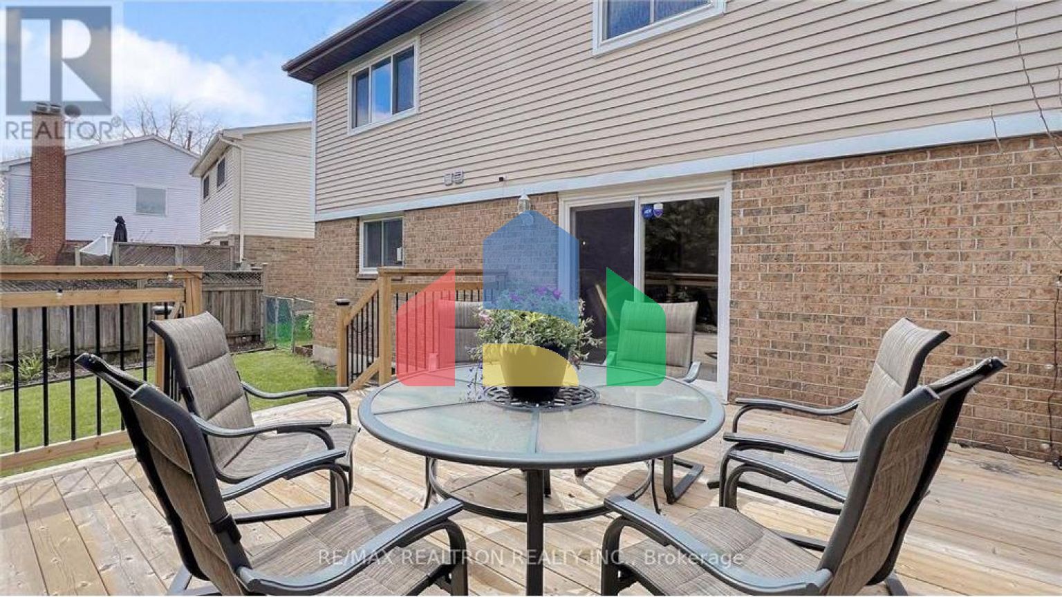 Residential - Single Family Home - Richmond Hill, Canada - Canada