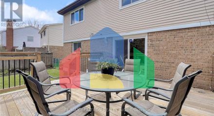 Residential - Single Family Home - Richmond Hill, Canada - Canada