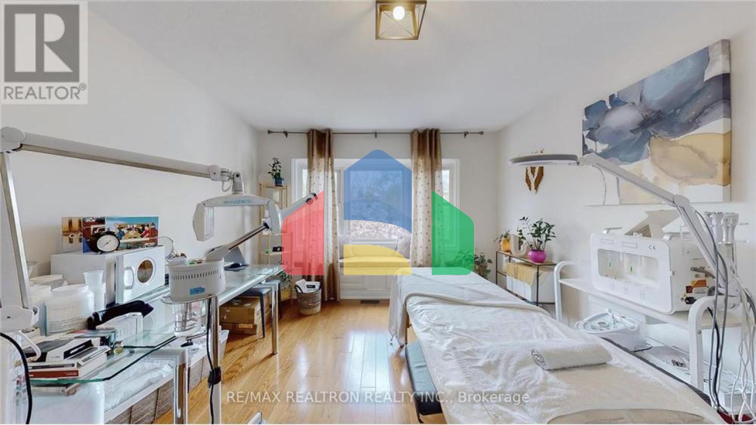 Residential - Single Family Home - Richmond Hill, Canada - Canada