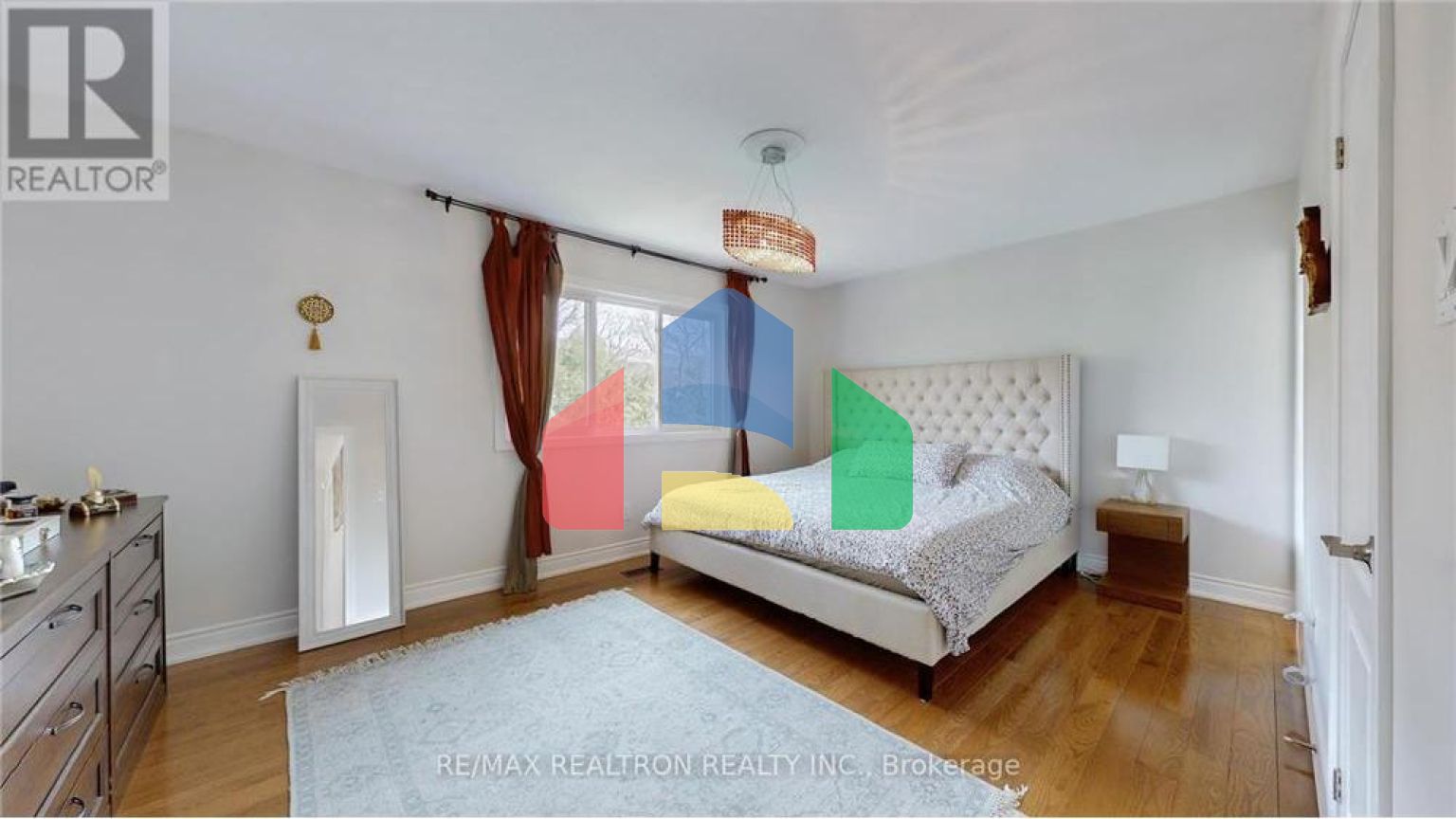 Residential - Single Family Home - Richmond Hill, Canada - Canada