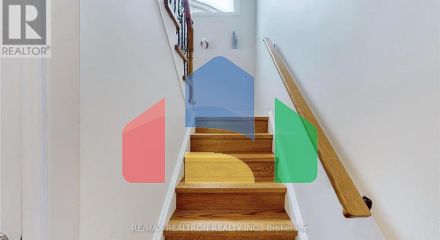 Residential - Single Family Home - Richmond Hill, Canada - Canada