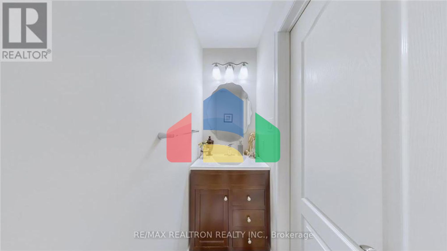 Residential - Single Family Home - Richmond Hill, Canada - Canada