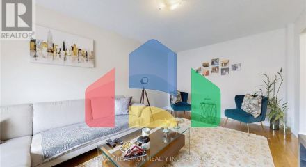 Residential - Single Family Home - Richmond Hill, Canada - Canada