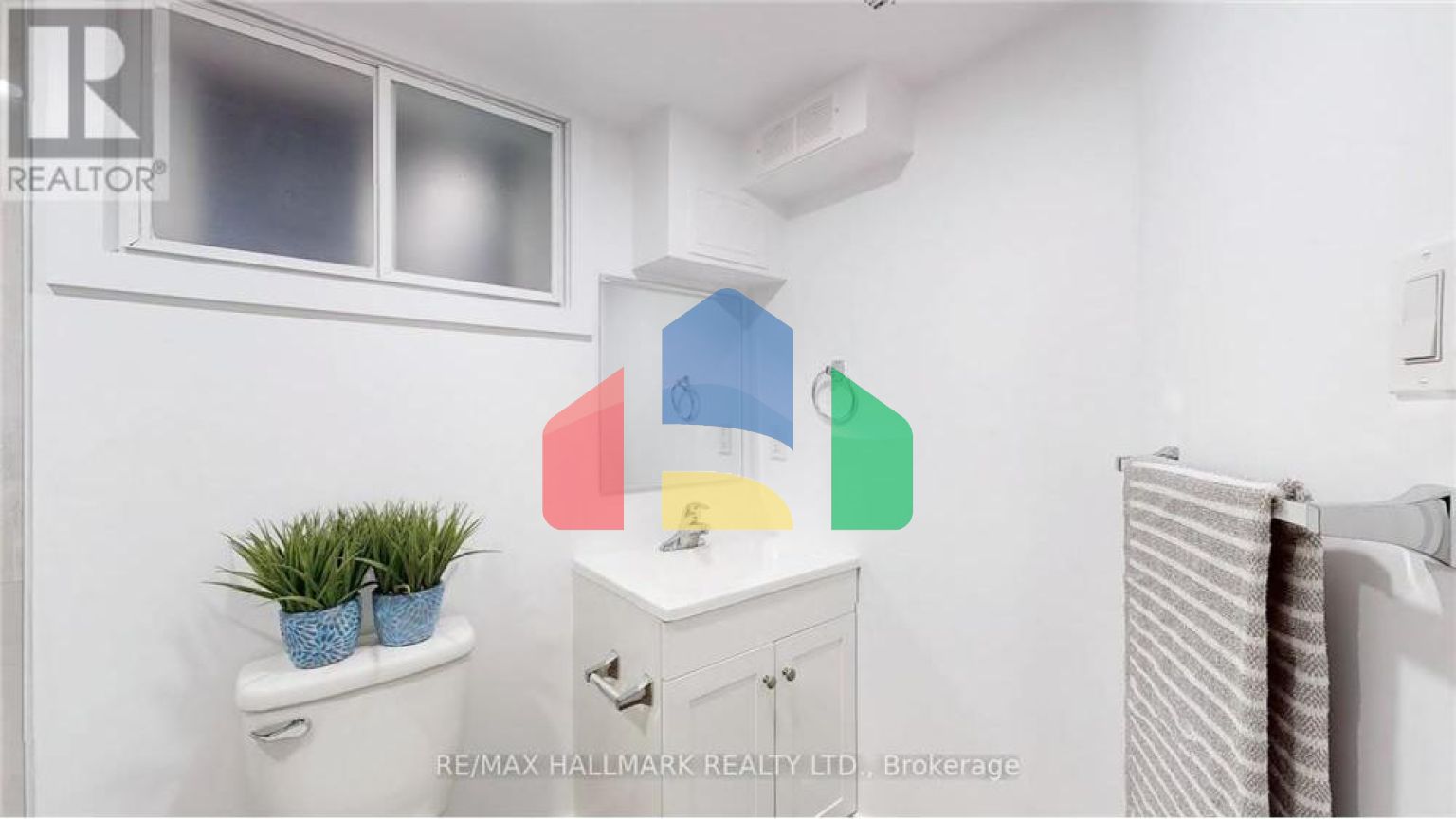 Residential - Single Family Home - Richmond Hill, Canada - Canada