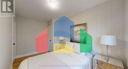 Residential - Single Family Home - Richmond Hill, Canada - Canada