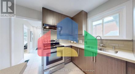Residential - Single Family Home - Richmond Hill, Canada - Canada