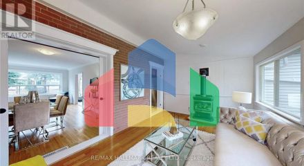 Residential - Single Family Home - Richmond Hill, Canada - Canada