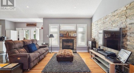 Residential - Single Family Home - Richmond Hill, Canada - Canada