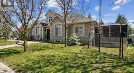 Residential - Single Family Home - Richmond Hill, Canada - Canada