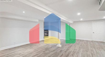 Residential - Single Family Home - Richmond Hill, Canada - Canada