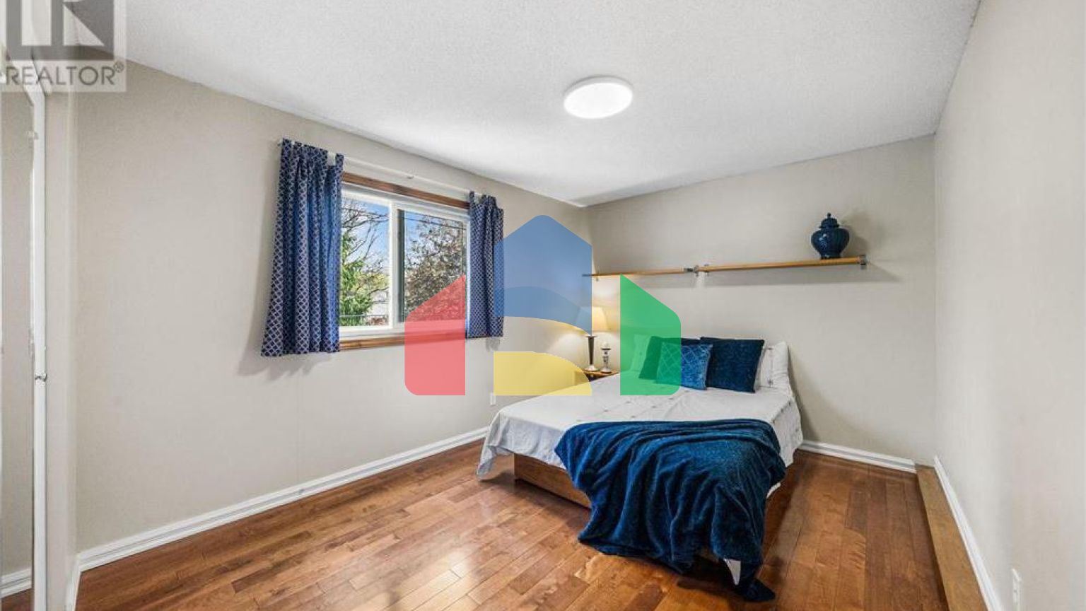 Residential - Single Family Home - Richmond Hill, Canada - Canada