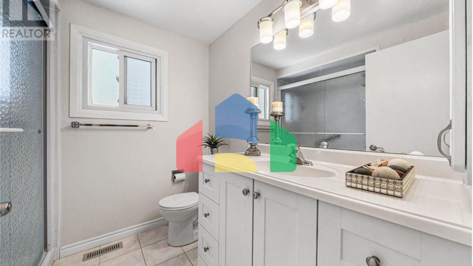 Residential - Single Family Home - Richmond Hill, Canada - Canada