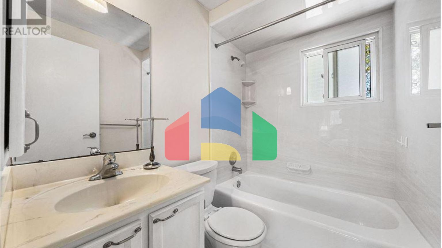 Residential - Single Family Home - Richmond Hill, Canada - Canada