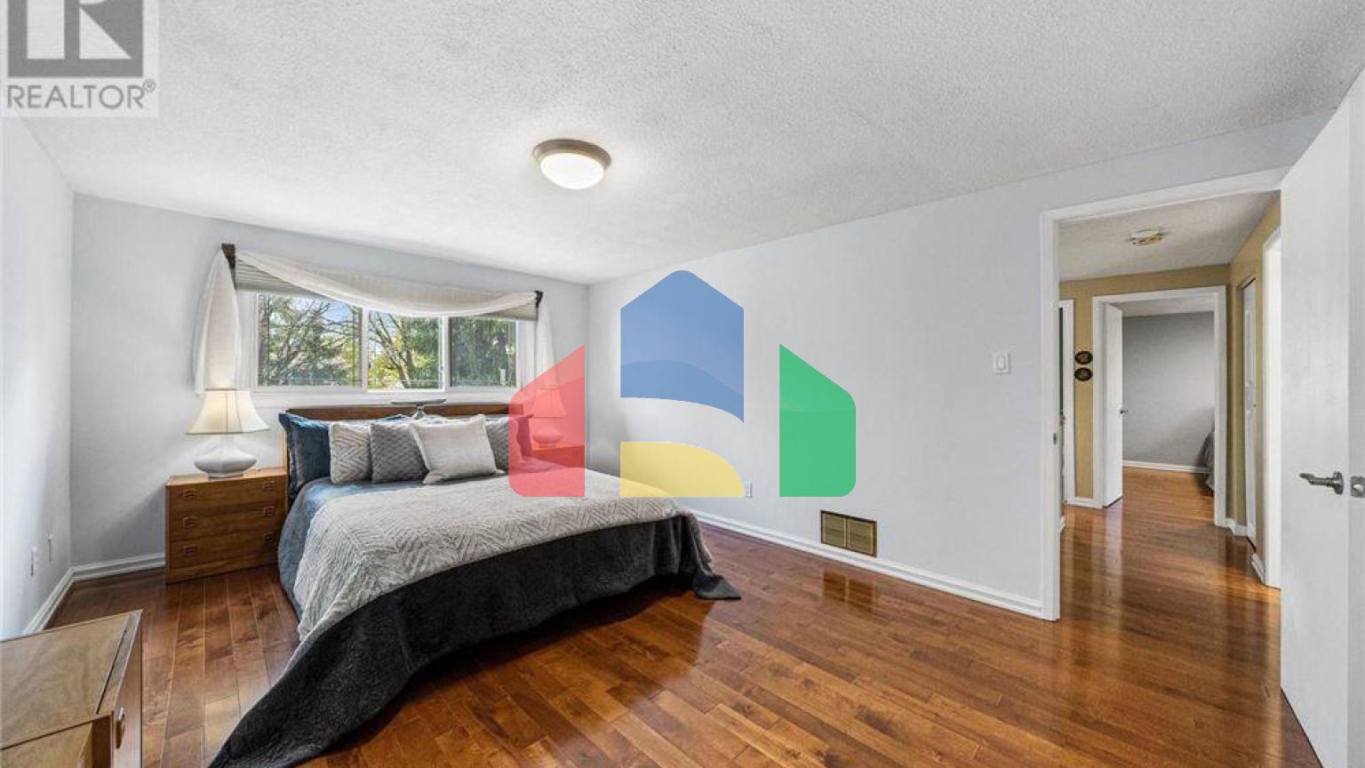 Residential - Single Family Home - Richmond Hill, Canada - Canada