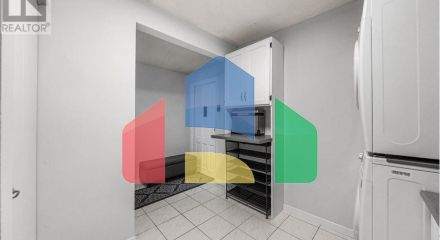 Residential - Single Family Home - Richmond Hill, Canada - Canada