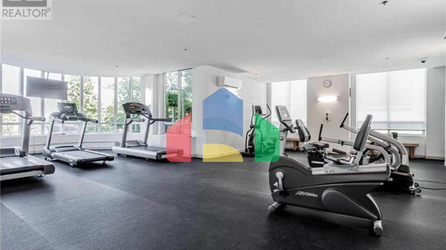 Residential - Condo/Apartment - Richmond Hill, Canada - Canada