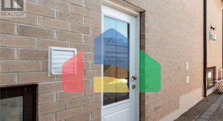 Residential - Single Family Home - Richmond Hill, Canada - Canada