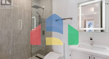 Residential - Single Family Home - Richmond Hill, Canada - Canada