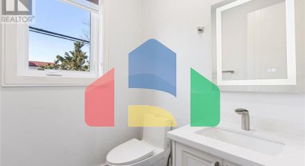 Residential - Single Family Home - Richmond Hill, Canada - Canada