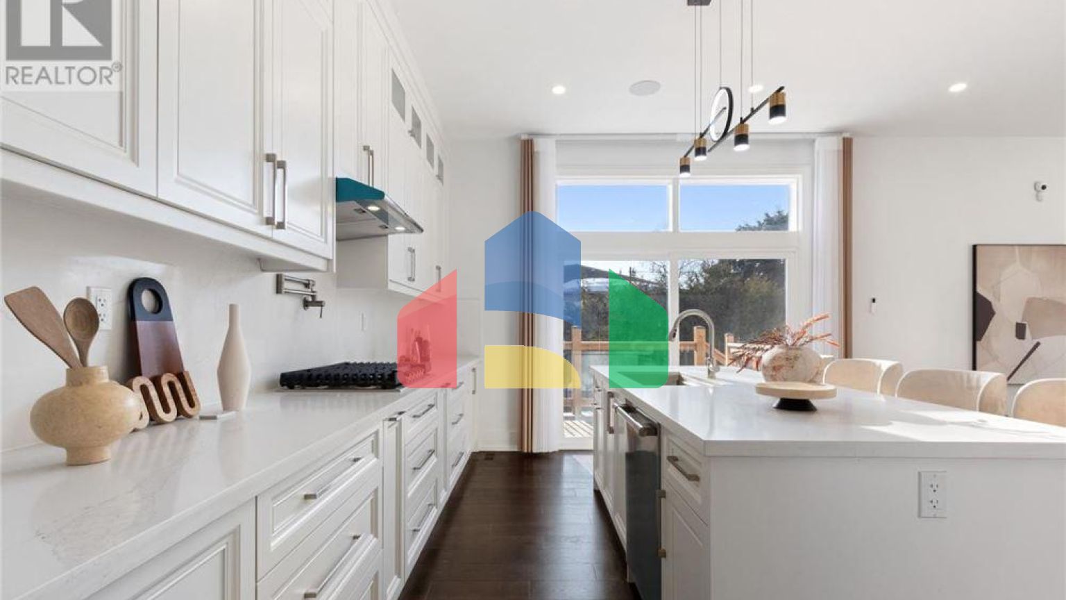 Residential - Single Family Home - Richmond Hill, Canada - Canada