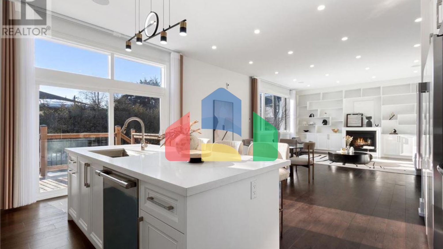 Residential - Single Family Home - Richmond Hill, Canada - Canada