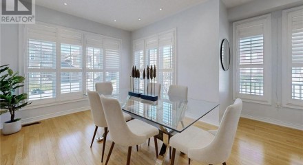 Residential - Single Family Home - Richmond Hill, Canada - Canada