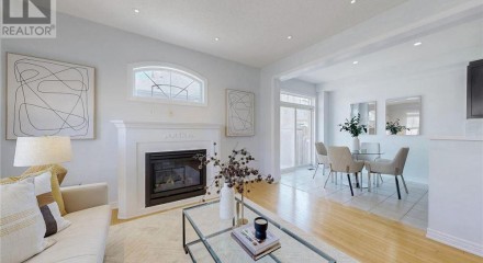 Residential - Single Family Home - Richmond Hill, Canada - Canada