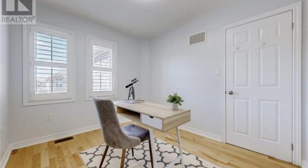 Residential - Single Family Home - Richmond Hill, Canada - Canada