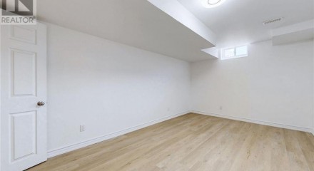 Residential - Single Family Home - Richmond Hill, Canada - Canada