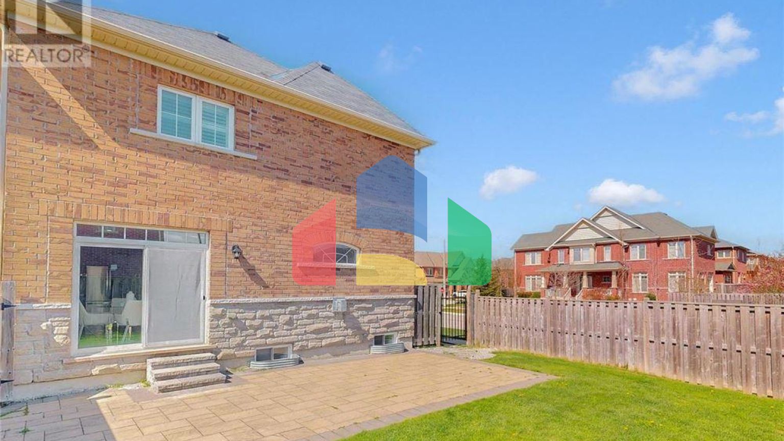 Residential - Single Family Home - Richmond Hill, Canada - Canada