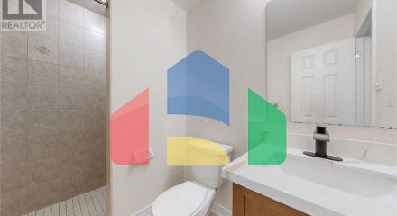 Residential - Single Family Home - Richmond Hill, Canada - Canada