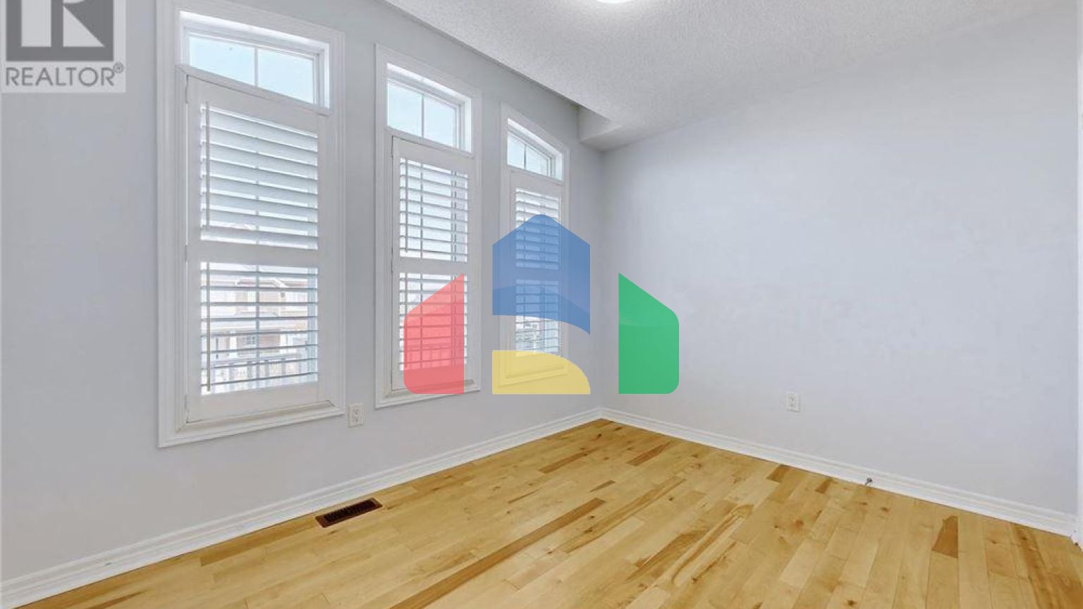 Residential - Single Family Home - Richmond Hill, Canada - Canada