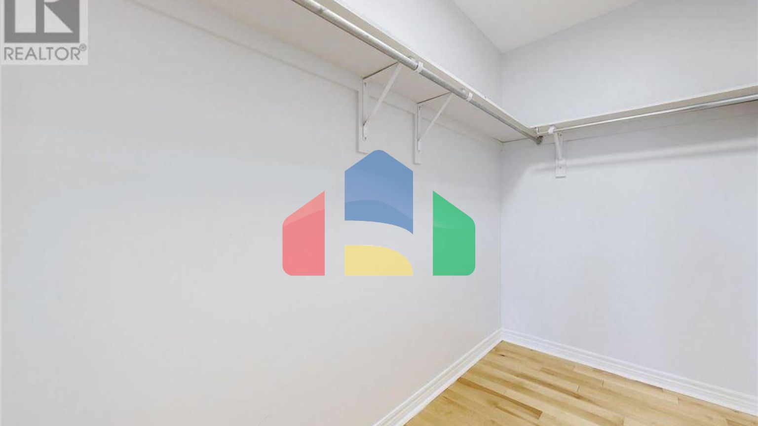 Residential - Single Family Home - Richmond Hill, Canada - Canada