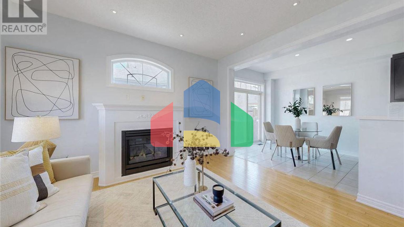 Residential - Single Family Home - Richmond Hill, Canada - Canada