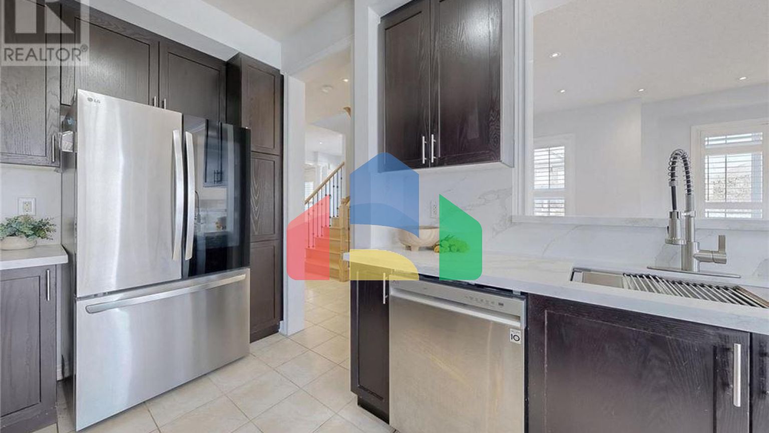 Residential - Single Family Home - Richmond Hill, Canada - Canada