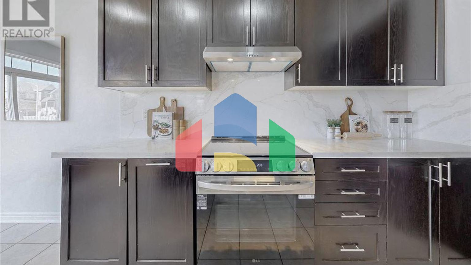 Residential - Single Family Home - Richmond Hill, Canada - Canada