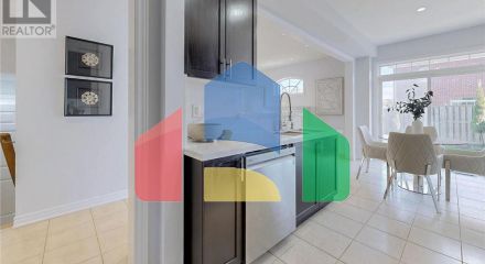 Residential - Single Family Home - Richmond Hill, Canada - Canada