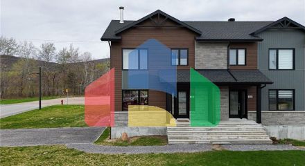 Residential - Two Level House - Sainte-Anne-de-Beaupré, Canada - Canada