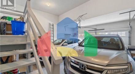 Residential - Single Family Home - Salmon Arm, Canada - Canada