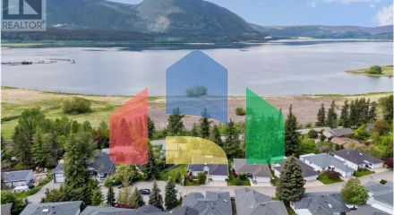 Residential - Single Family Home - Salmon Arm, Canada - Canada