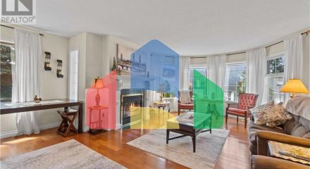 Residential - Single Family Home - Salmon Arm, Canada - Canada