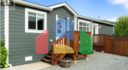 Residential - Single Family Home - Salmon Arm, Canada - Canada