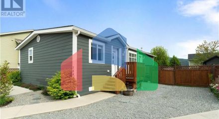 Residential - Single Family Home - Salmon Arm, Canada - Canada