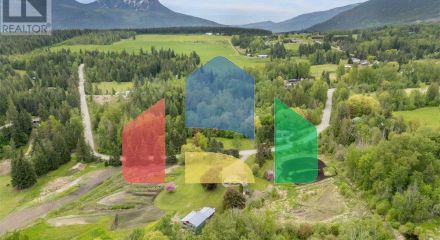 Residential - Single Family Home - Salmon Arm, Canada - Canada